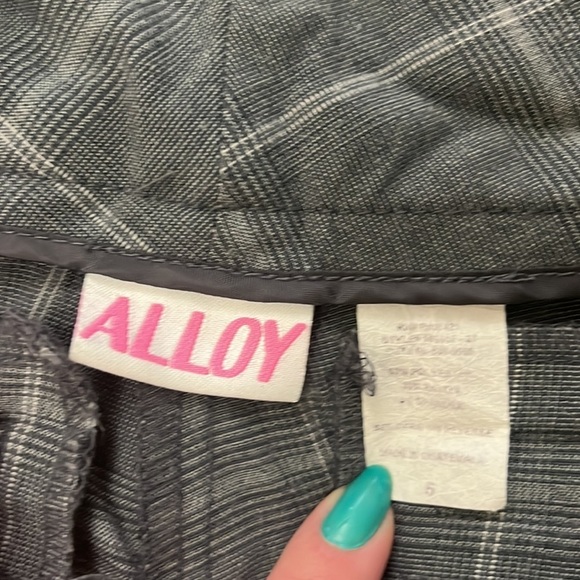 Gray plaid pants 🖤 - Picture 7 of 12